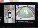 アラウンドビューモニターが駐車をアシスト☆4つの高解像度カメラで車の周囲を撮影。ミニバン、SUVなどの死角の駐停車も驚く程楽です!バックカメラは、車庫入れの時は勿論、後方の安全確認もできて安心です♪