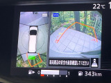【アラウンドビューモニター】専用のカメラにより、上から見下ろしたような視点で360度クルマの周囲を確認することができます☆死角部分も確認しやすく、狭い場所での切り返しや駐車もスムーズに行えます。