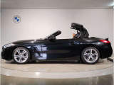 【拘りのFR】BMWが多く採用するFR車。ダイレクトでスポーティな加速感・シャープなハンドリングを実現。縦置きエンジンレイアウトにより、フラットで上質な乗り味です。