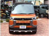 自社工場を3拠点完備しております。重整備やカスタムを始め、ご購入後のお車のメンテナンスも弊社にお任せください。