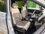 運転席シート廻りは使用感も少なく、良好な状態となっています。丁寧に使われていたことがよくわかりますね。