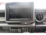 ディスプレイオーディオが装備されます。空調とシートヒーターはこちらのボタンから操作できます。
