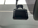万が一の時に録画をして、映像として残しておける、外品2カメラドライブレコーダーを装備しています。