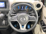 【ステアリングスイッチ】運転中、前方から目線をそらすことなく、オーディオ等の操作が可能な便利機能!安心&快適なドライブを演出してくれます♪