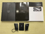 車両取扱説明書・ナビゲーション説明書・整備点検記録簿が揃っております。