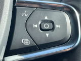 ■最新の音声認識技術により、自然に話しかけるだけであなたの指示を理解します。特定の言い回しを憶えておく必要はなく、エアコン/ナビゲーション/エンターテイメント/などを、ボイスコントロールで操作できます