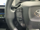 ステアリングスイッチ装備!運転しながら手元でオーディオの操作などができます。
