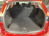 荷室容量も実用面では十分な水準にあり、日常の買い物からご家族での移動、旅行まで幅広く対応できます!特別に広いわけではありませんが、「不足を感じにくい」、バランスが取られているのが特長!