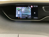 アラウンドビューモニターで、車庫入れも安心です