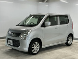 車が大好きなスタッフが心をこめて接客いたします。お客様一人一人のお車に対する思いや気持ちをうかがい、充実した時間が過ごせるよう努めます。