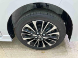 自動車保険もおまかせ下さい!保険資格をもったスタッフがお客様のニーズにあったプランをご提案させていただきます。