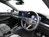 シンプルなデザインで飽きさせない内装がVolkswagenのコンセプトの一つでもあります。
