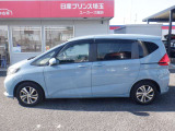 内外装およびエンジンル-ムなど専用クリ-ニング致します。車両クリ-ニングのプロが施工致しますので!高品質な1台に蘇りますよ♪(全在庫無料施工)