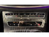 自動車保険に関しても、メルセデス・ベンツ専用のプログラムをご用意しております。飛び石や落下物などでのフロントガラスの修理が必要となった場合、最大で9万円分の補償を致します。
