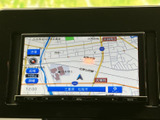 現在地を地図上で確認でき、周辺の道路や目印も画面に表示されています。縮尺の切り替えにも対応しているため、近くの道を確認したい時から、少し広い範囲を把握したい時まで役立ちます。