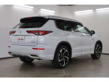 アウトランダー PHEV 2.4 P 4WD 
