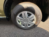 ☆お車についた傷やヘコミ、事故の修理もハヤシにお任せください。自社鈑金工場で修理ができますの安心です☆