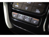 シートヒーター装備付き車!!座席に埋め込まれた電熱線によりシートを暖めることが出来る装備で、温められたシートは、寒い冬には最適です!!