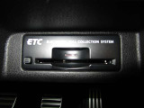 ETC。高速道路を走る時には本当にありがたい装備です。