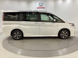 購入後も自社指定整備工場完備でお客様の愛車をしっかりサポート致します!御納車時には安全かつ安心してお乗り頂けるようホンダ専門知識を持つ整備スタッフが点検・整備・装備も説明をしてお渡ししております。