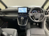 弊社の商品車両は横浜本牧にあります本部で隅々までチェックを行い、トヨタの厳しい商品基準をクリアした厳選した車両を展示しています。