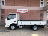 当店は、トヨタディ-ラ-として高品質な中古車を多数取り揃えております!