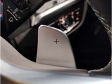 【パドルシフト付】Mマルチステアホイルに付随する「パドル・シフト」F1マシン感覚でシフトチェンジが可能となりよりドライビングの楽しさを演出します