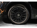 メルセデスの認定中古車「サーティファイドカー」では、万一お車が故障した場合も、ご購入後1年間もしくは2年間※は走行距離にかかわらずメルセデス・ベンツ正規サービスネットワークで無料修理いたします
