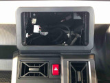 当車両はオーディオレスです。多彩なナビゲーション・オーディオをご用意しております。詳しくは当店スタッフにお問い合わせください。