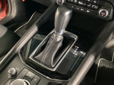 全てのトランスミッションのメリットを兼ね備えた理想的なAT、それがSKYACTIV-DRIVE(スカイアクティブドライブ)。「滑らかな変速」「ダイレクト感のあるシフトフィール」そして「低燃費」が特長!