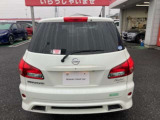 1年間走行無制限保証」全国2300カ所の日産サービス工場で保証修理が受けられる。