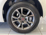 ご覧いただきありがとうございます。当店はショールーム内と屋外展示場に選りすぐりのFIAT・ABARTH・Alfaromeoの正規認定中古車を展示しており、在庫車両はできる限り多く撮影、掲載してご案内しております。