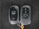 ◆スマートキー◆カギをバッグやポケットに入れたままでもドアロックの開閉ができる『スマートキー』付き!雨天や暗くなってもカギを取り出す必要がなくドアの開錠&エンジンも始動できます