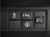 ◆障害物センサー◆車庫入れの時などに近くに障害物がある場合、障害物までの距離を音で知らせてくれます。