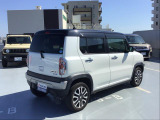 ご遠方のお客様には専門業者を介した陸送納車サービスがございます【※有料】。 お住まい・お届けご希望ご希望の地域をご連絡頂ければ輸送費用のお見積りと輸送期間の目安をご案内させていただきます。