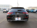 CLAシューティングブレーク CLA200d AMGライン 