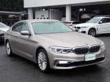 BMW在庫保有台数常時100台以上!ご来店の際はBMW本店(厚木市下荻野140-1)にご来店ください!弊社自慢の全天候型ショールーム!BMW在庫保有台数常時100台以上ございます!