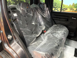 高品質なオリジナルフロアマットもオプションにてご用意しております。お好きなデザインやカラーをお車に合わせて選んでいただくことができます♪