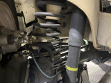 お車を安心してお乗りいただく為には、足回りの定期点検が欠かせません。サービスサポート(有償保証)では無料点検もご提供しており、安心のカーライフをお過ごしいただけるサポート体制が整っています。