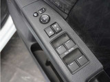 ◆パワーウィンドウスイッチ◆運転席から全席の窓の開閉操作を行うことが出来いつでも換気ができます!