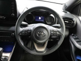 各操作スイッチなどもハンドルから手を放すことなく操作可能で安全運転に支援いたします!