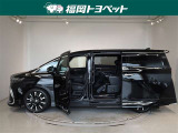 両側パワースライドドア付きだから、狭い駐車スペースなどでの 乗り降りラクラク!小さなお子さまのいるご家庭には嬉しい装備。