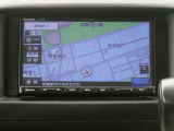 パナソニックストラーダCN-B301B(法人用メモリーナビ)です。