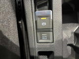 ☆電動パーキングブレーキ搭載!坂道や渋滞時に便利なオートホールド機能も装備していますよ。