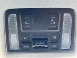 【両側パワースライドドア】運転席やスマートキーのスイッチ一つで開閉可能!荷物を持っているときはもちろん、小さなお子様でも開閉ができるので、とても利便性のいい装備です。