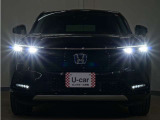 LEDヘッドライト(オートハイビーム機能付)が搭載されており、遠くまで明るく均一に照らし、高速道路等での安心感が向上しております。