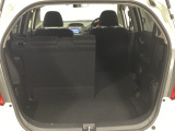 軽い力でサッと倒せるシートアレンジ。急に荷物が増えても、その場でサクッとスペースを広げられます。毎日の『困った』を『助かった』に変える工夫が満載です。