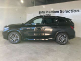 BMW xDriveの魅力は、走行状況と路面状況の変化をリアルタイムに把握し、4輪のトラクションを絶えず最大限に保つことで、どんなコンディションにおいても揺るぎない走りを実現させてくれます。