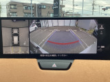 360&deg;ビューモニター♪見えない部分の危険察知をサポート♪前後左右に備えた4つのカメラを活用し、センターディスプレイに表示。安心な運転操作に役立ちます。