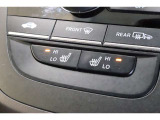 シートヒーター装備付き車!!座席に埋め込まれた電熱線によりシートを暖めることが出来る装備で、温められたシートは、寒い冬には最適です!!
